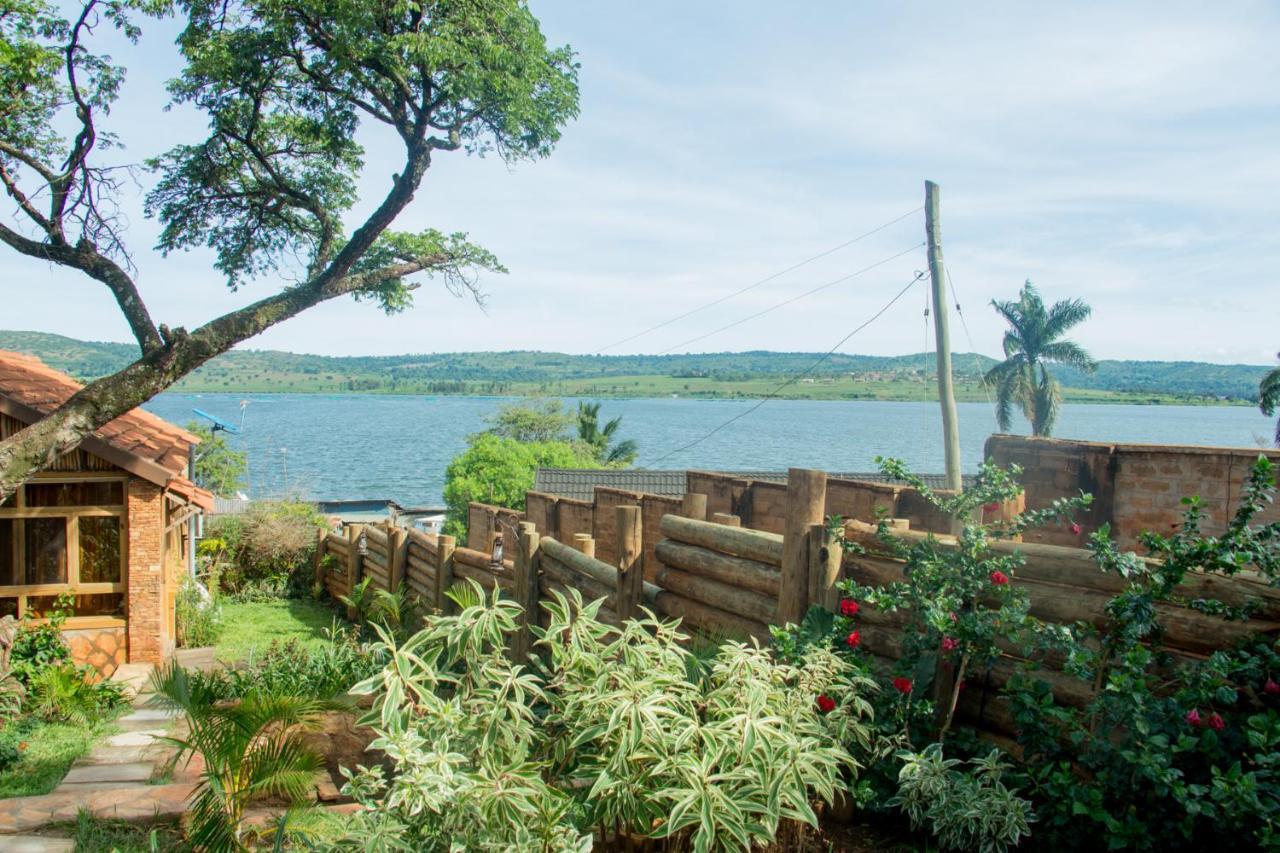 Nile Front Cottages Jinja Exterior photo